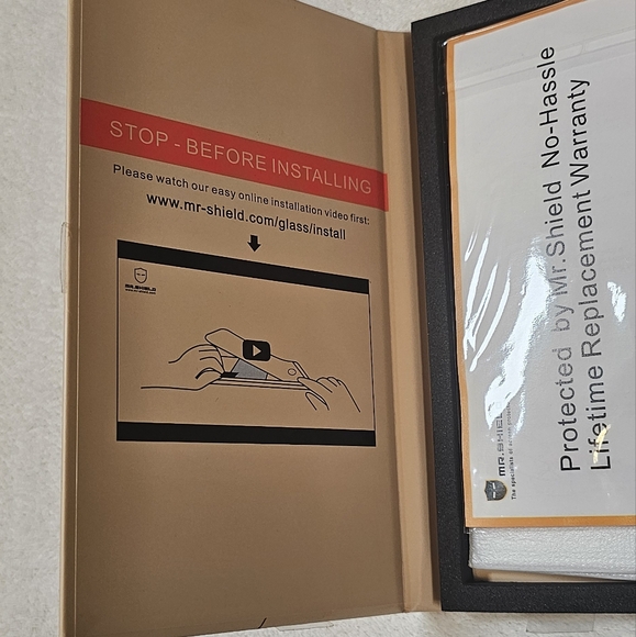 3 Pack Glass Screen Protector - Picture 5 of 8